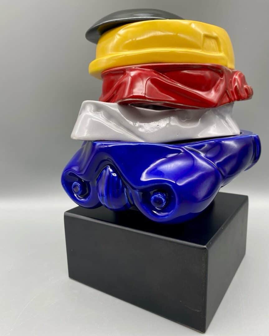 brainstormtrooper”, scultura ceramica tecnica mista, cm 20x20x20, 2021 (disponibile)jpg