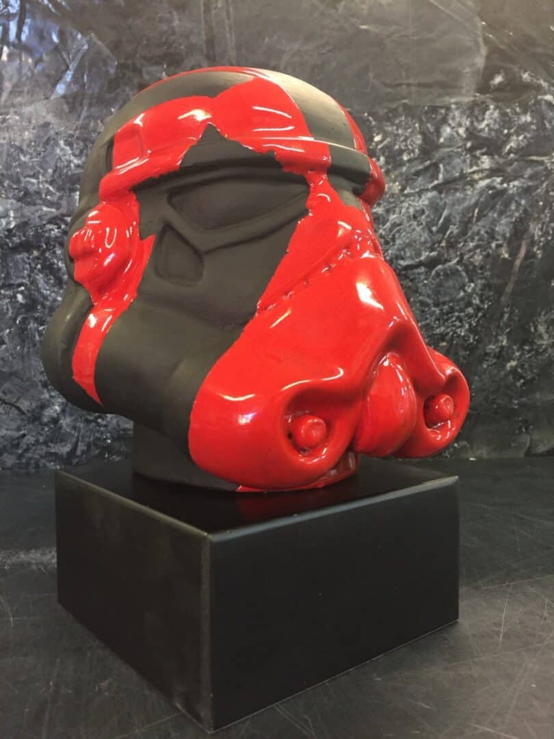 deadpool crossower”,, scultura ceramica tecnica mista, cm 20x20x20, 2017 (non disponibile).