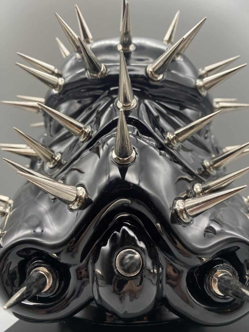 dominator”,, scultura ceramica tecnica mista, cm 20x20x20, 2024(non disponibile).