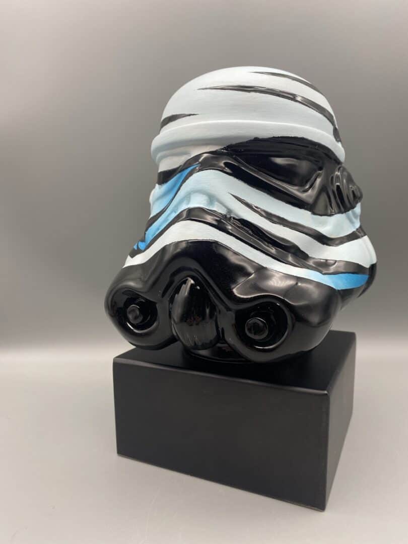 frozen”,, scultura ceramica tecnica mista, cm 20x20x20, 2023 (disponibile).jpg