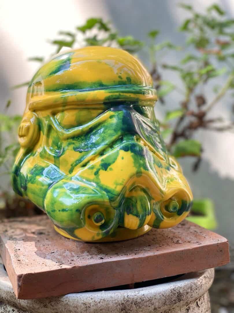 radical trooper”,, scultura ceramica tecnica mista, cm 20x20x20, 2023 (disponibile)