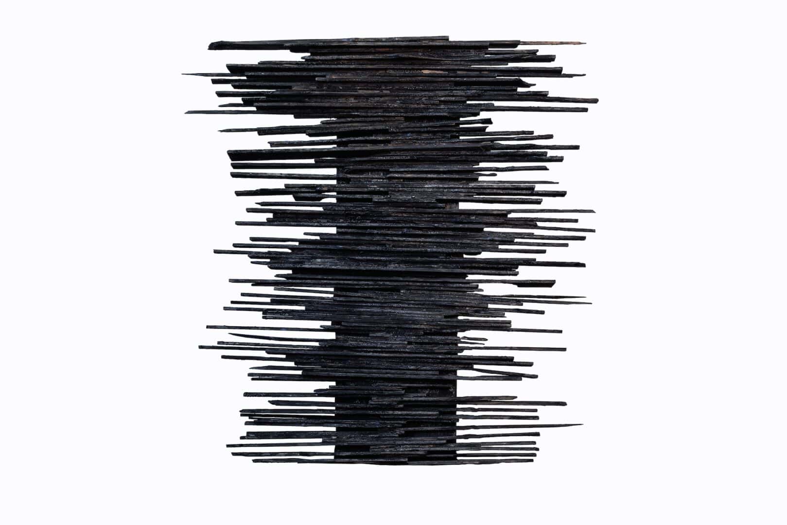 frammento 3, scultura, legno carbonizzato, chiodi, cm 100x95x8, 2022